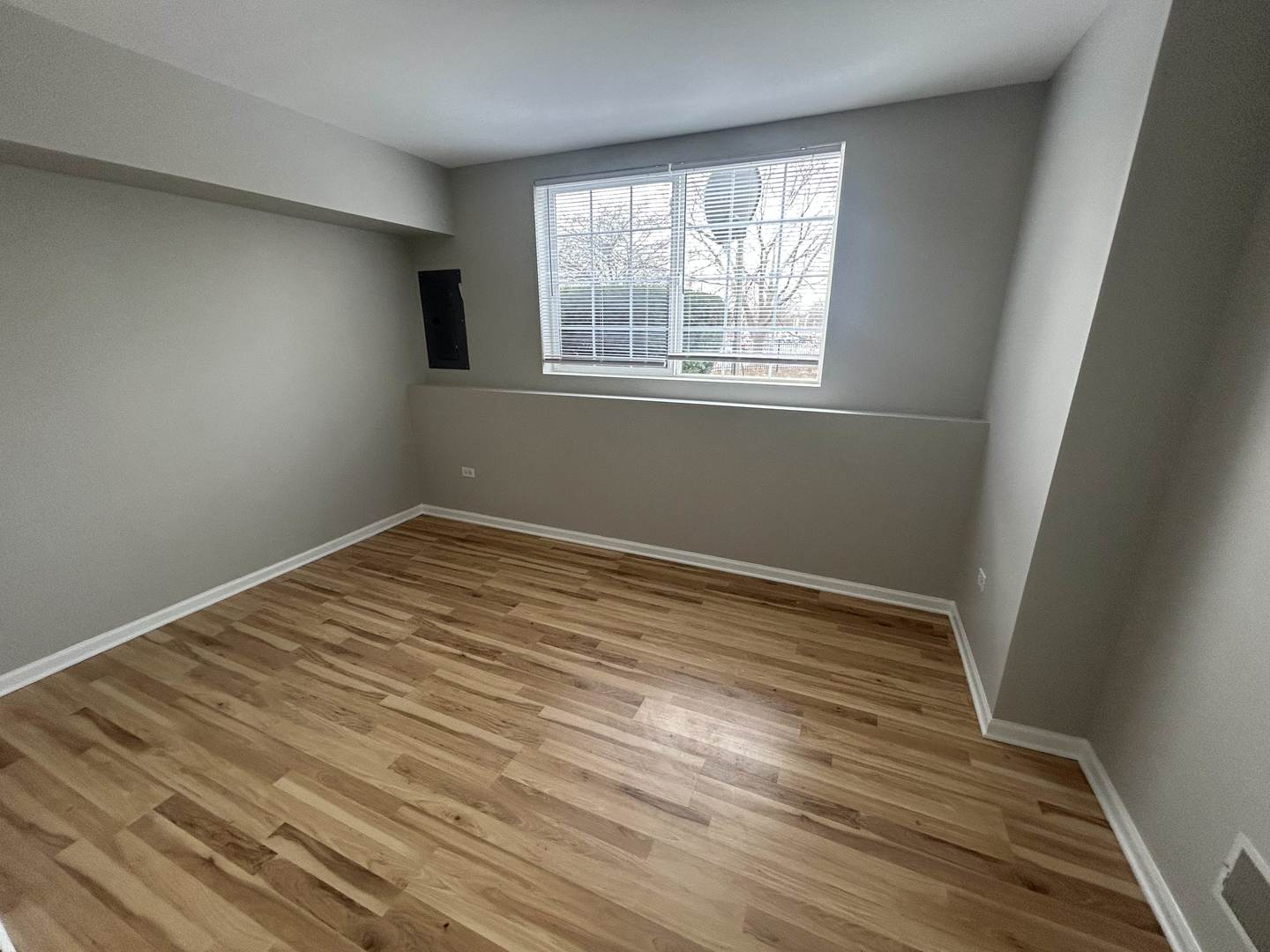 103 Enclave Circle #C, Bolingbrook, IL 60440