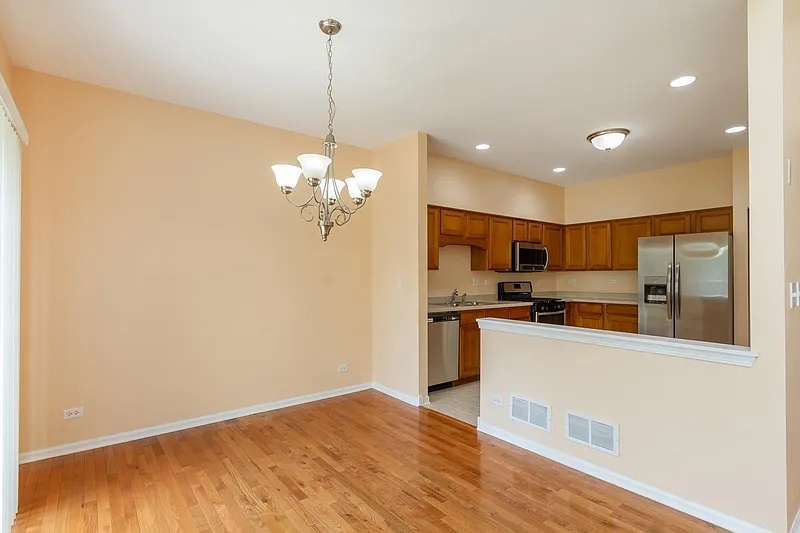 1953 Fountain Grass Circle, Bartlett, IL 60103