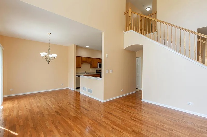 1953 Fountain Grass Circle, Bartlett, IL 60103