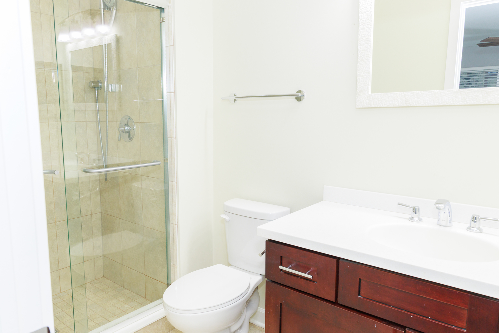 225 Thornapple Court #225, Buffalo Grove, IL 60089