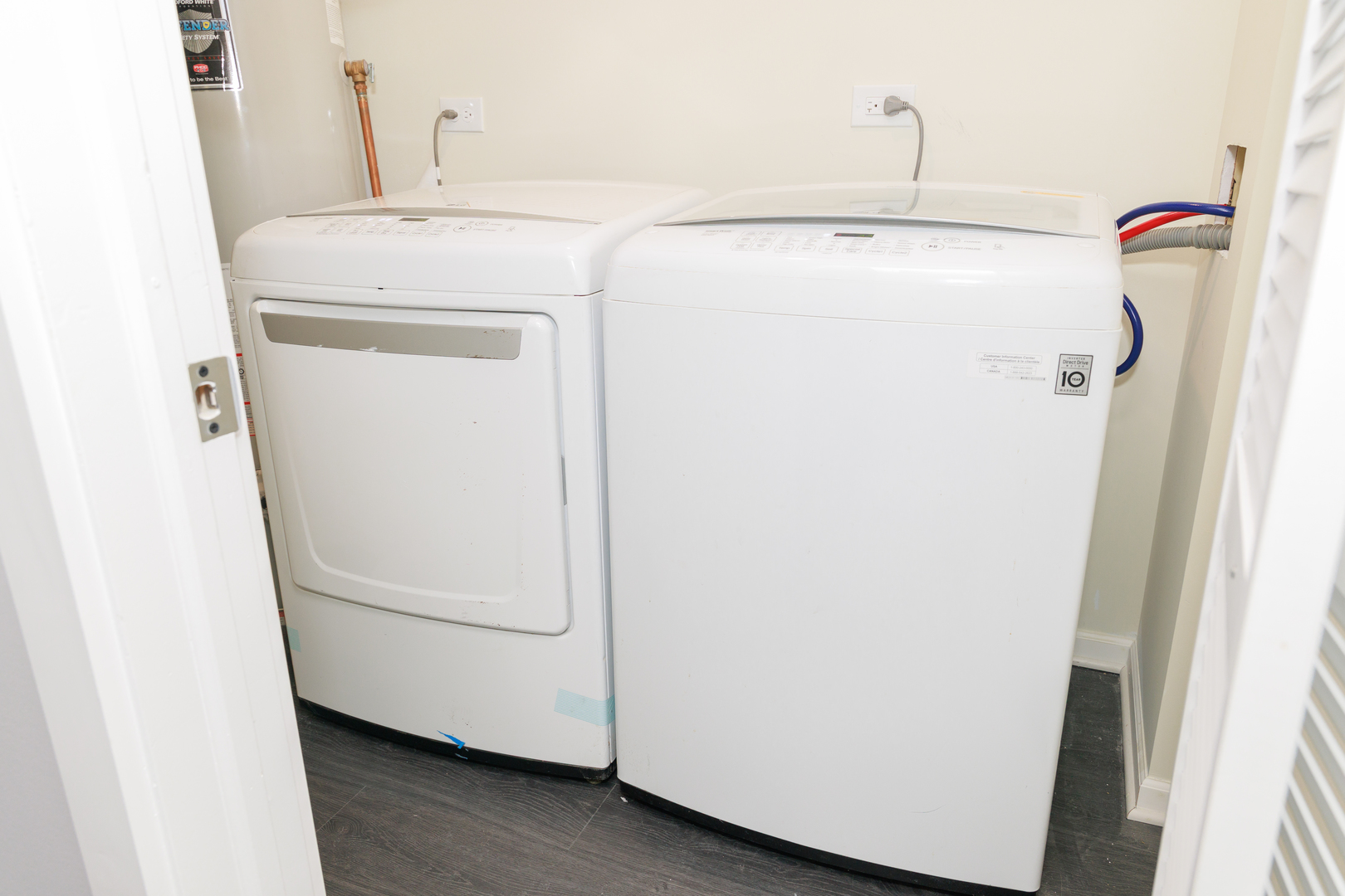 225 Thornapple Court #225, Buffalo Grove, IL 60089