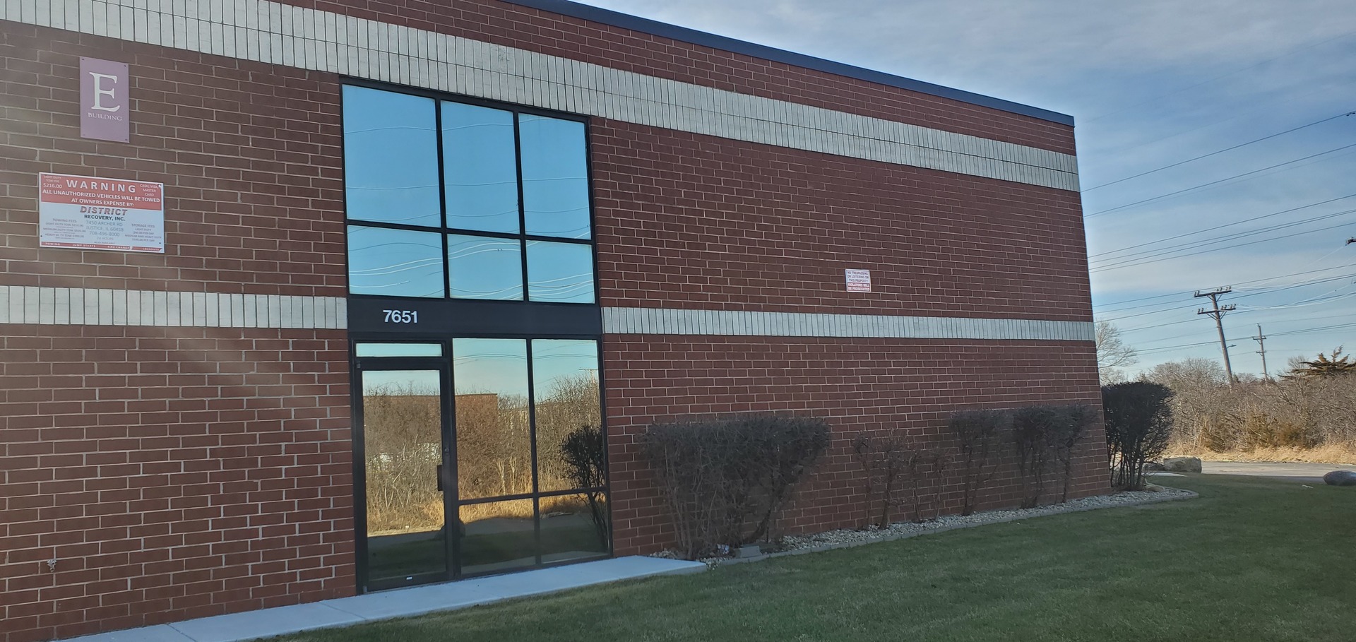 7651 W 100th Place, Bridgeview, IL 60455