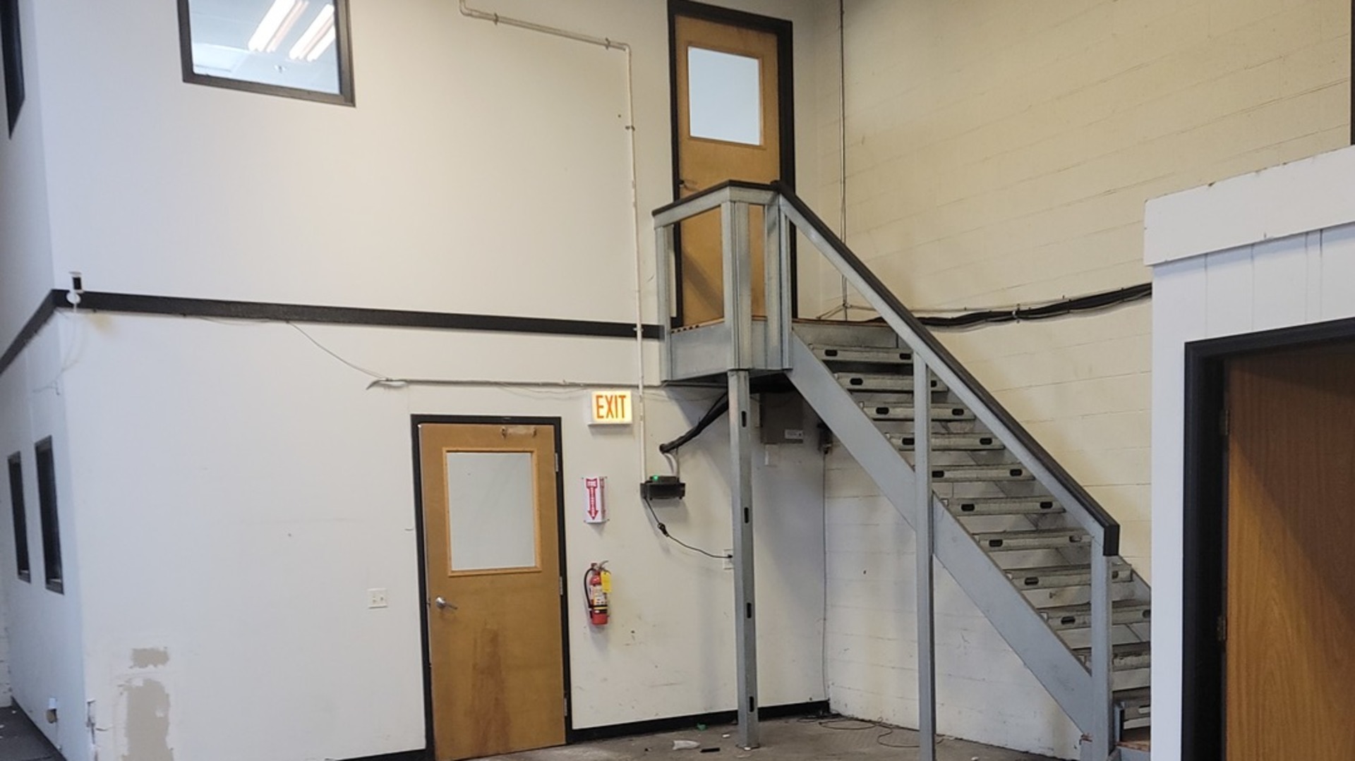 7651 W 100th Place, Bridgeview, IL 60455