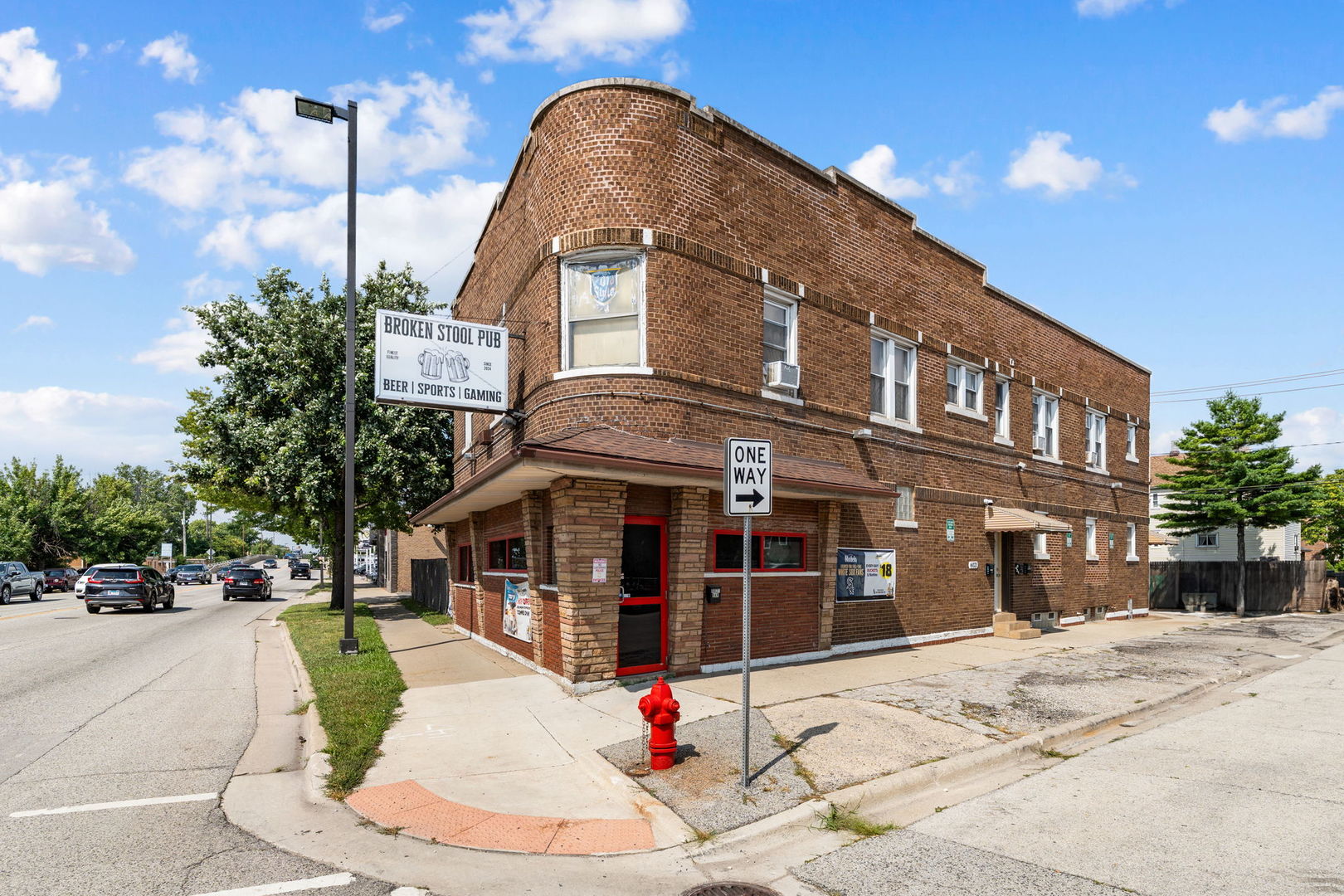 6021 S Archer Road, Summit, IL 60501