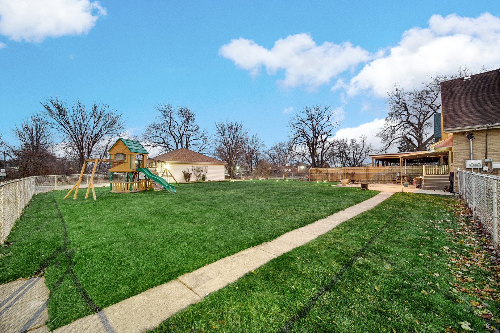 15817 Union Avenue, Harvey, IL 60426