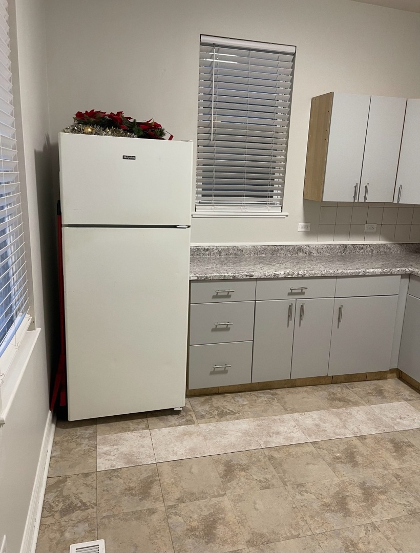 6627 S Evans Avenue, Chicago, IL 60637