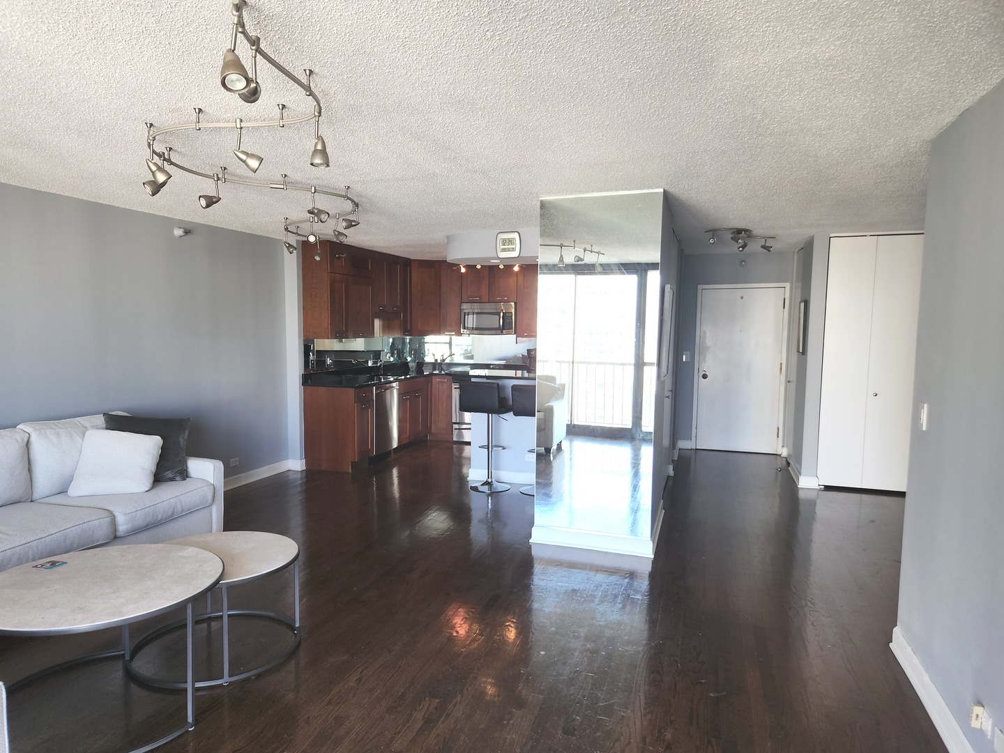 10 E Ontario Street #4907, Chicago, IL 60611