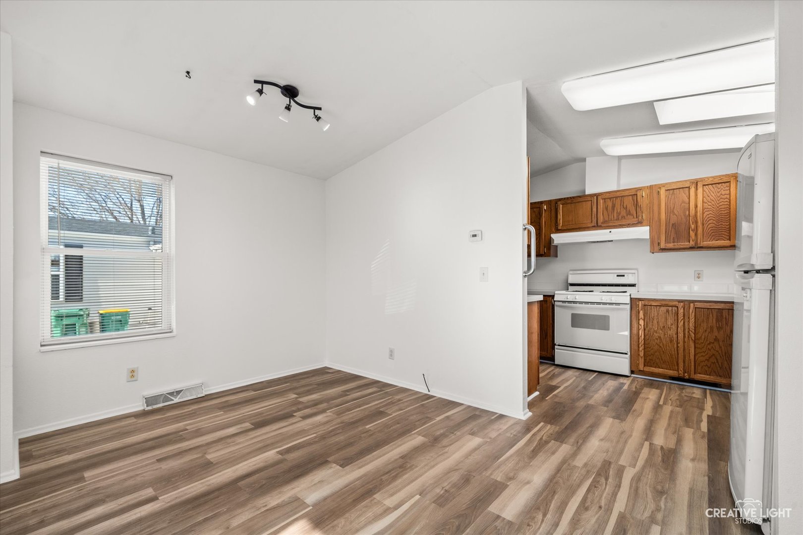 120 B Cardinal Lane, Sandwich, IL 60548