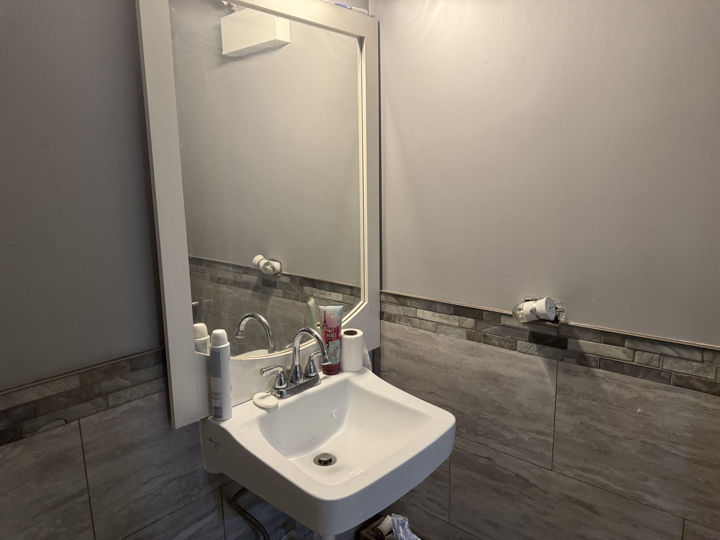 4519 W Lake Street, Chicago, IL 60624