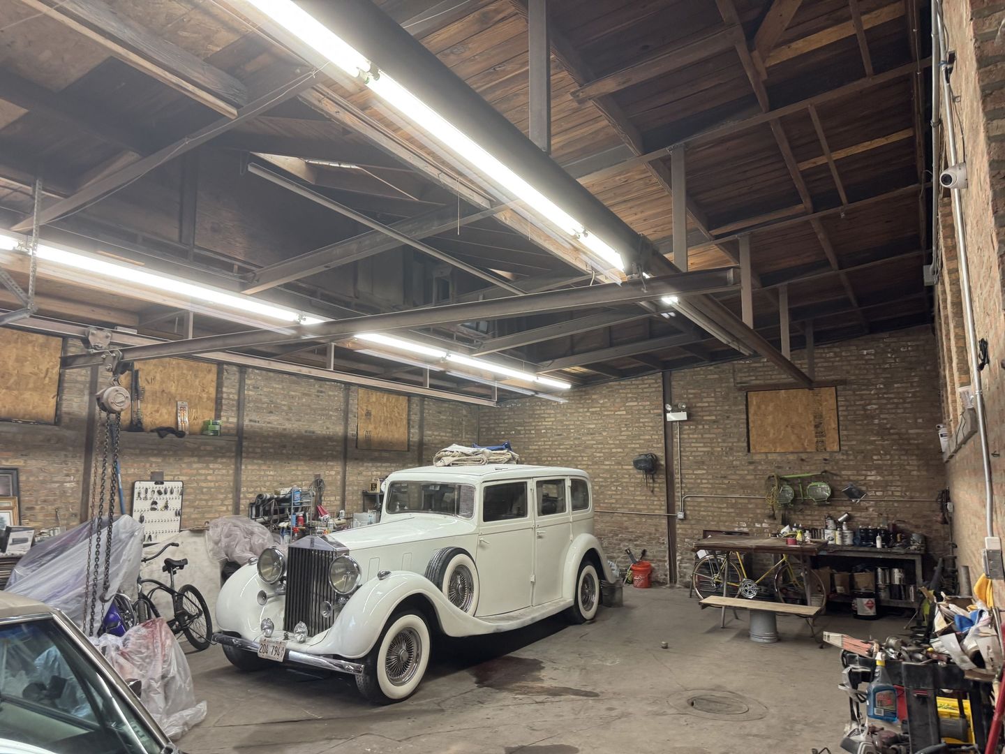 4519 W Lake Street, Chicago, IL 60624