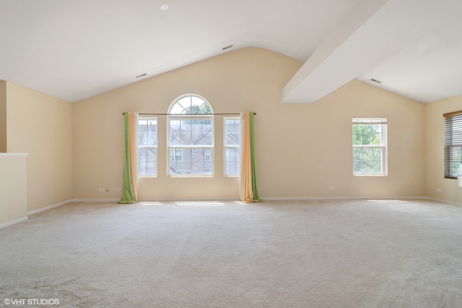 2906 Stonewater Drive #2906, Naperville, IL 60564