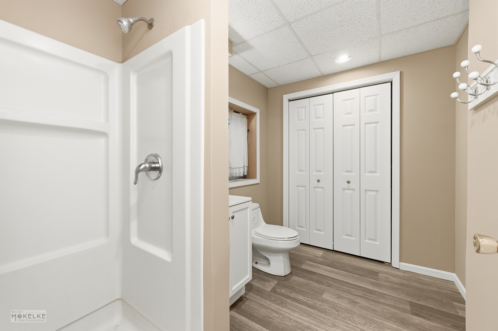 109 Old Post Road, Oswego, IL 60543