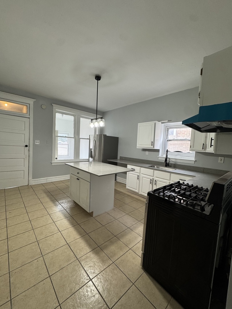 2329 S Austin Boulevard #1, Cicero, IL 60804