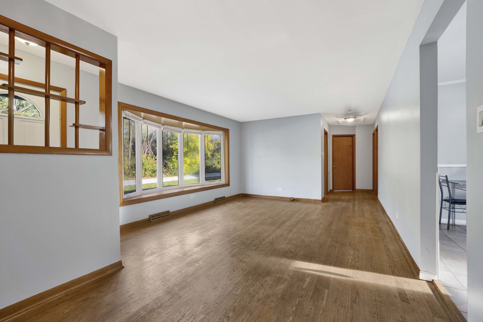 11257 S Pacific Drive, Worth, IL 60482