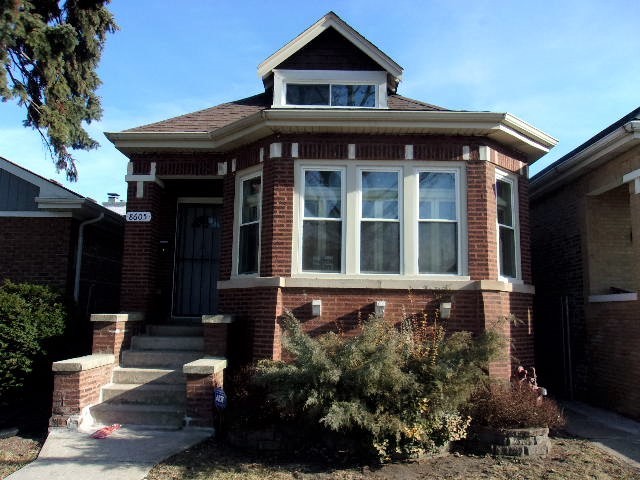 8605 S Laflin Street, Chicago, IL 60620