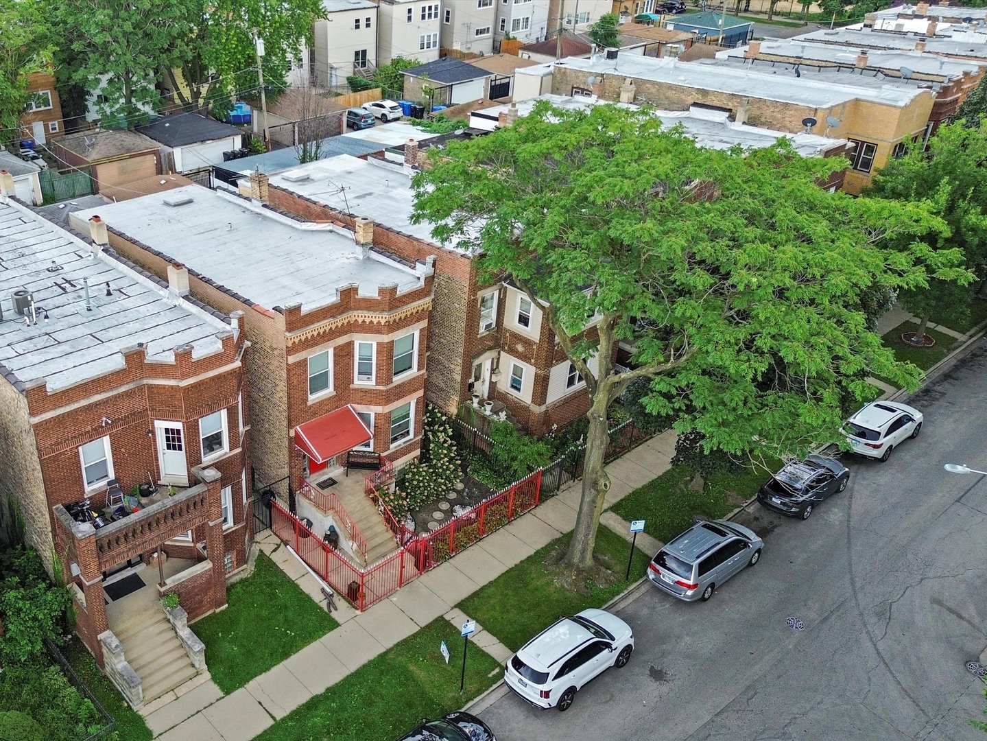 2131 N Springfield Avenue, Chicago, IL 60647