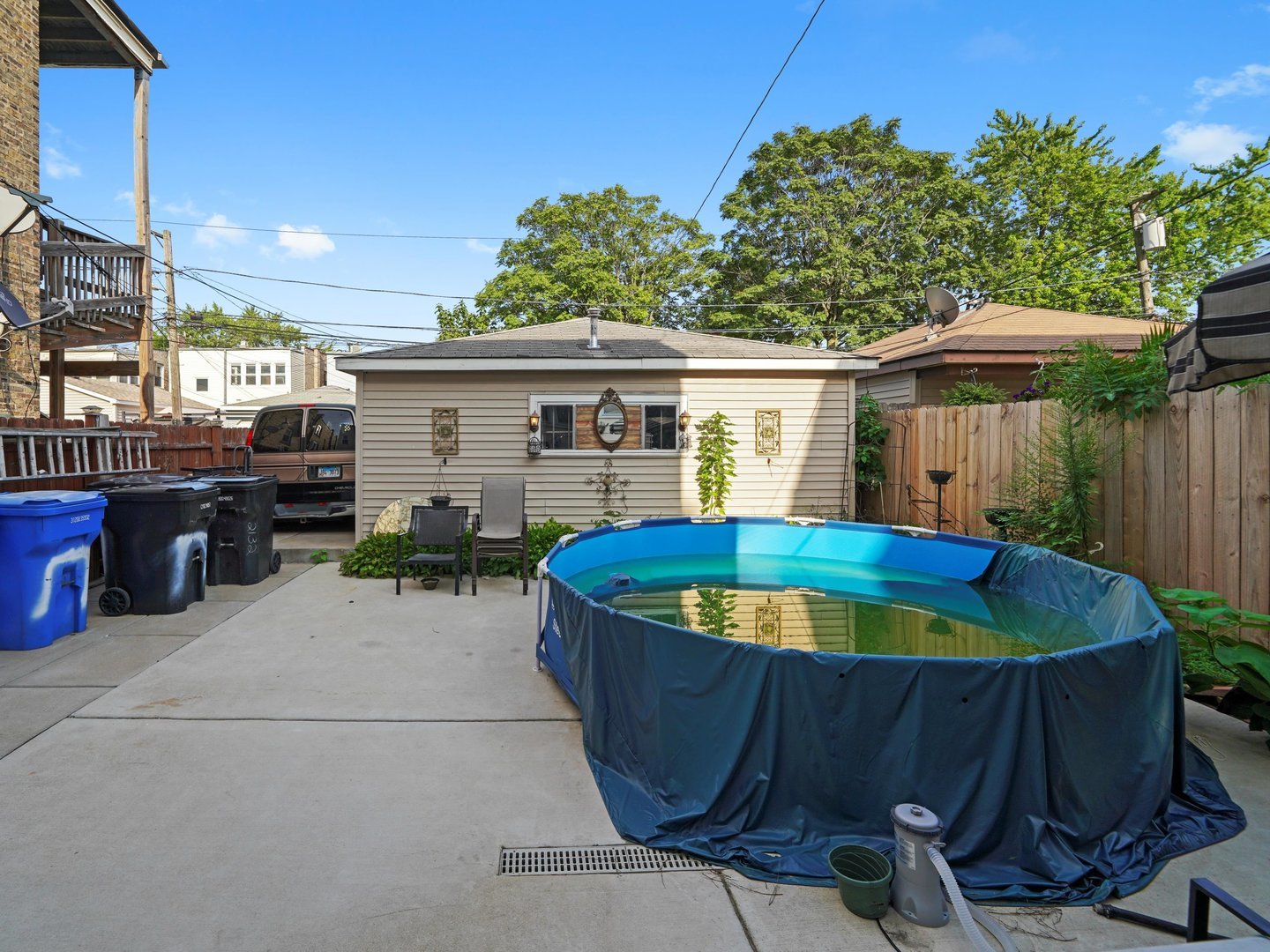 2131 N Springfield Avenue, Chicago, IL 60647