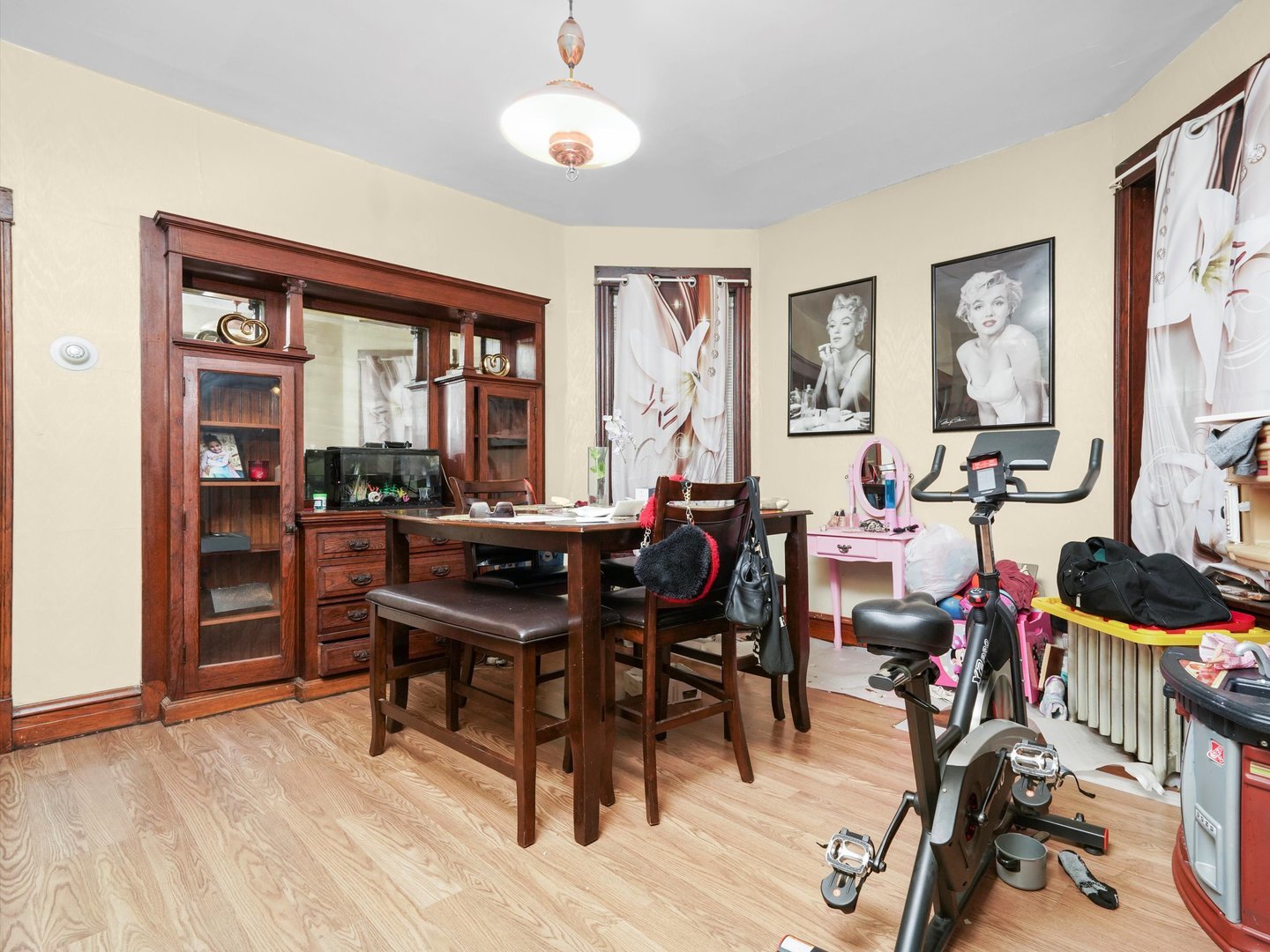 2131 N Springfield Avenue, Chicago, IL 60647