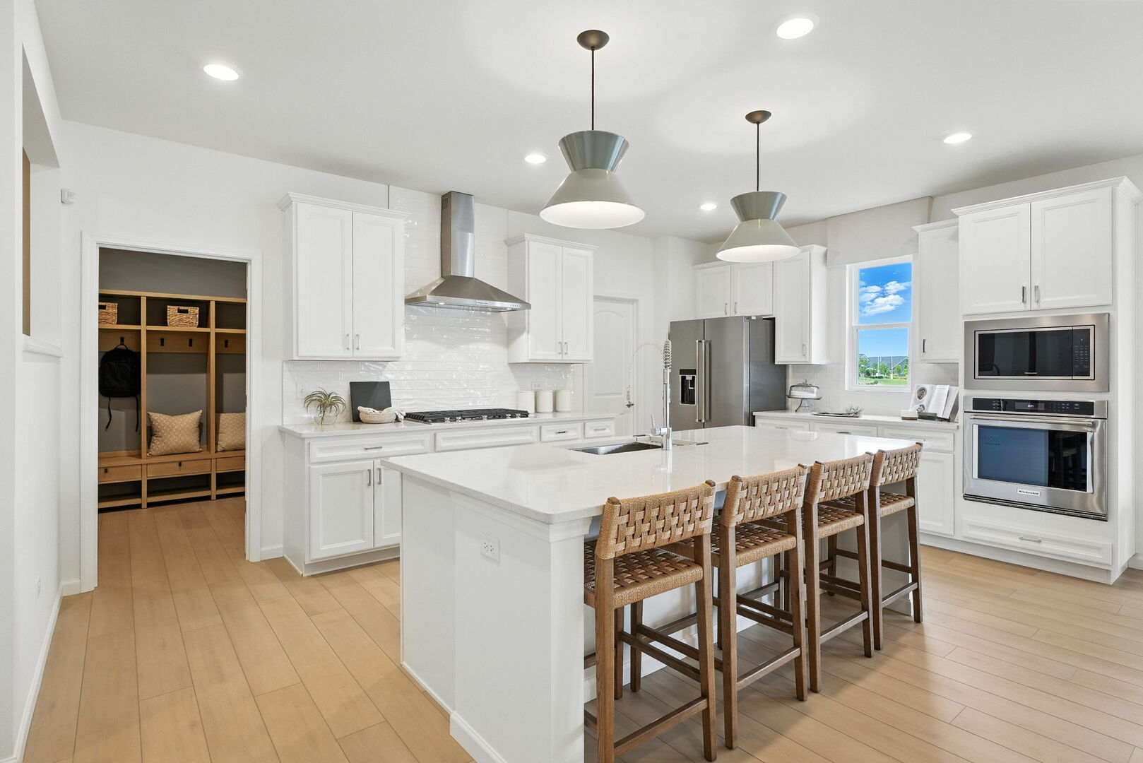 3015 Timberlake Avenue, New Lenox, IL 60451