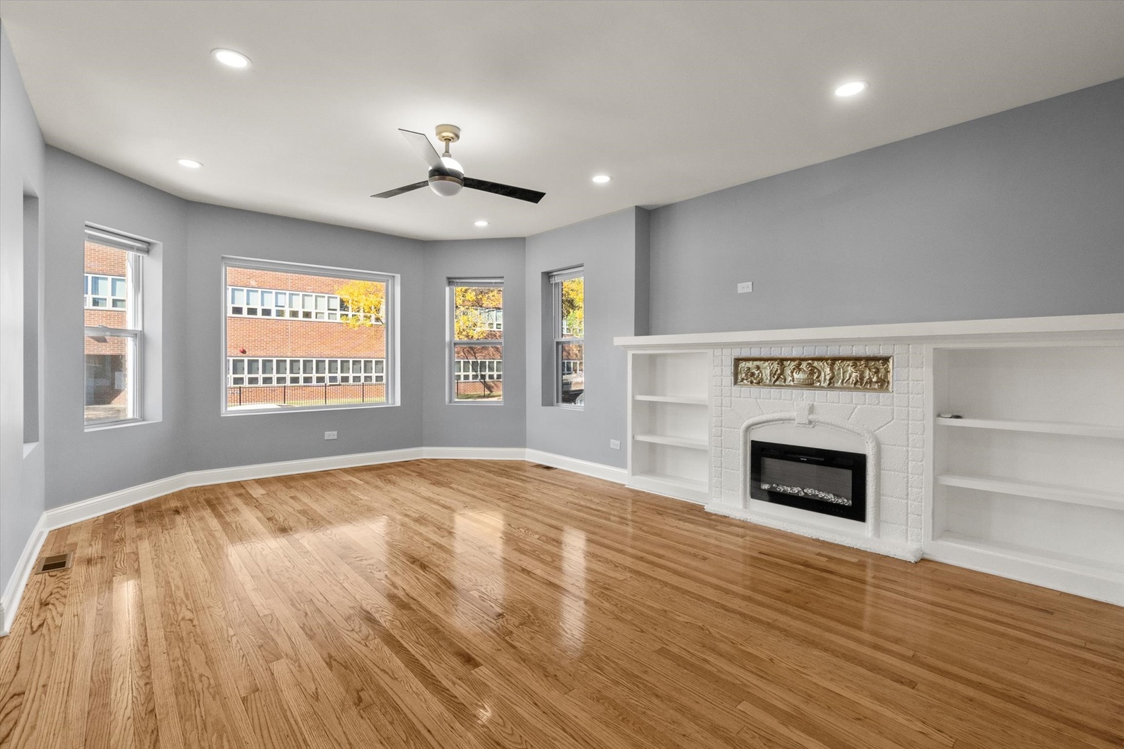 6147 S SEELEY Avenue, Chicago, IL 60636