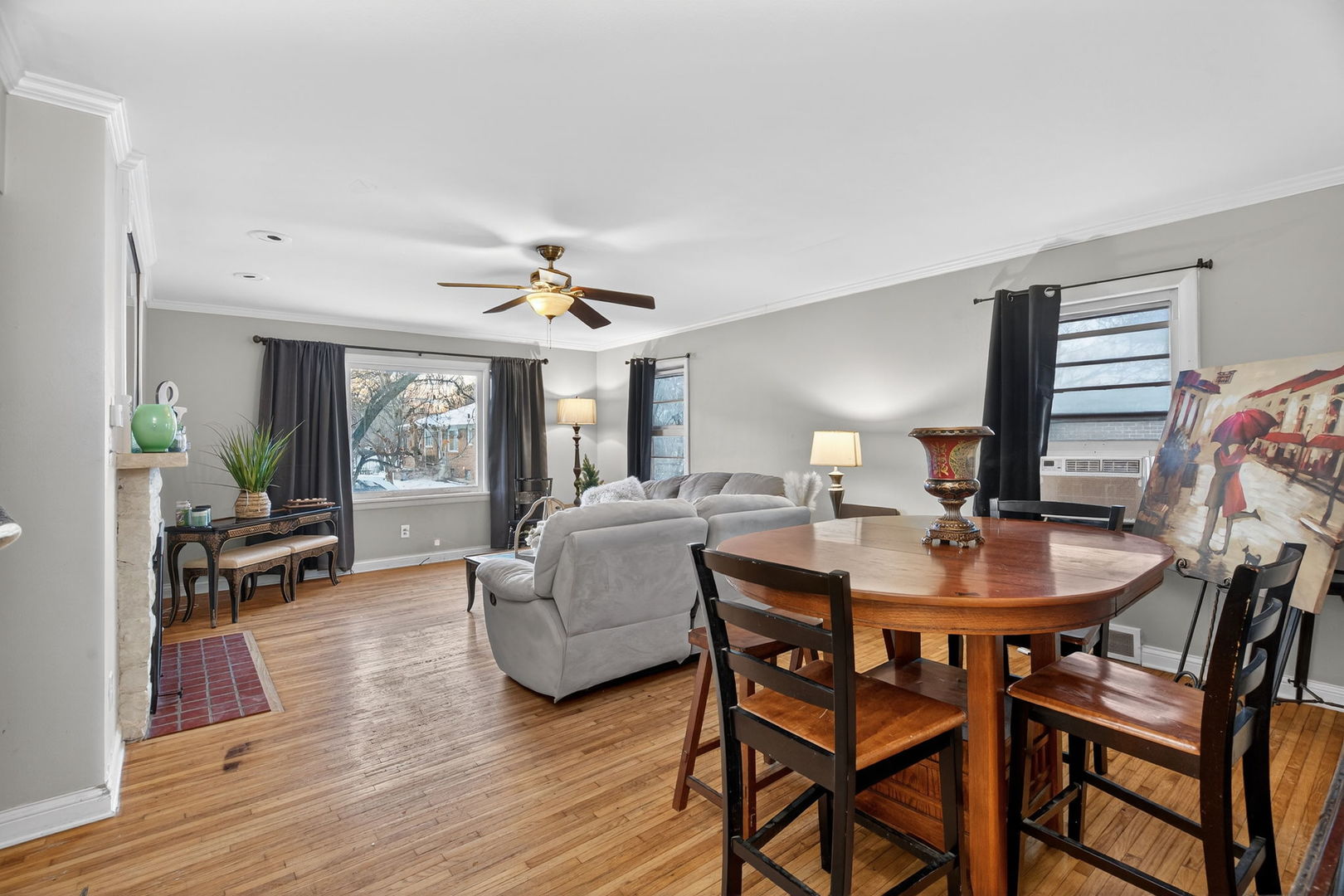 152 Riverview Drive, Ottawa, IL 61350