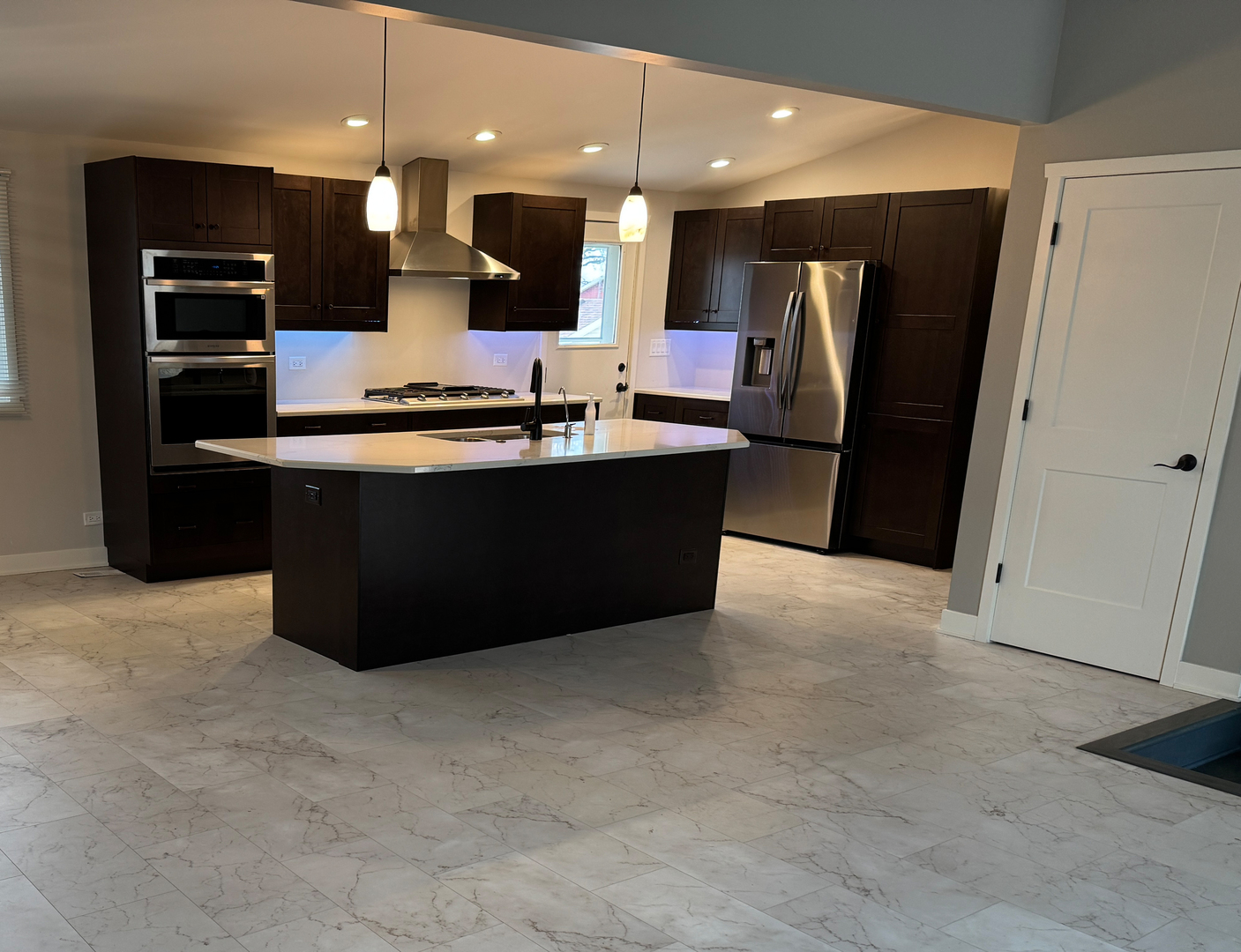 110 Hickory Lane, Morris, IL 60450