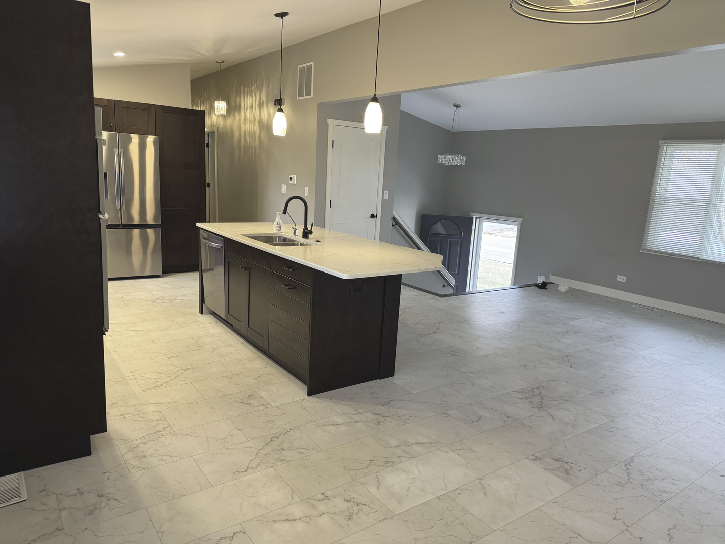 110 Hickory Lane, Morris, IL 60450