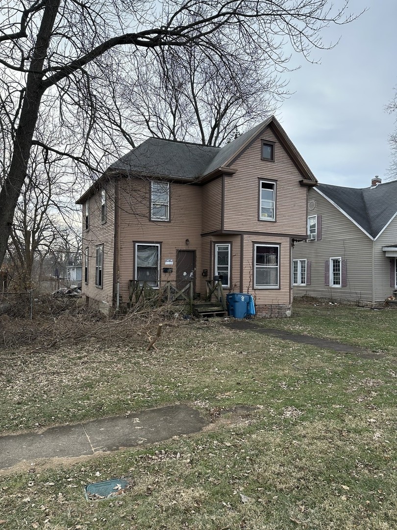 208 E Timber Street, Pontiac, IL 61764