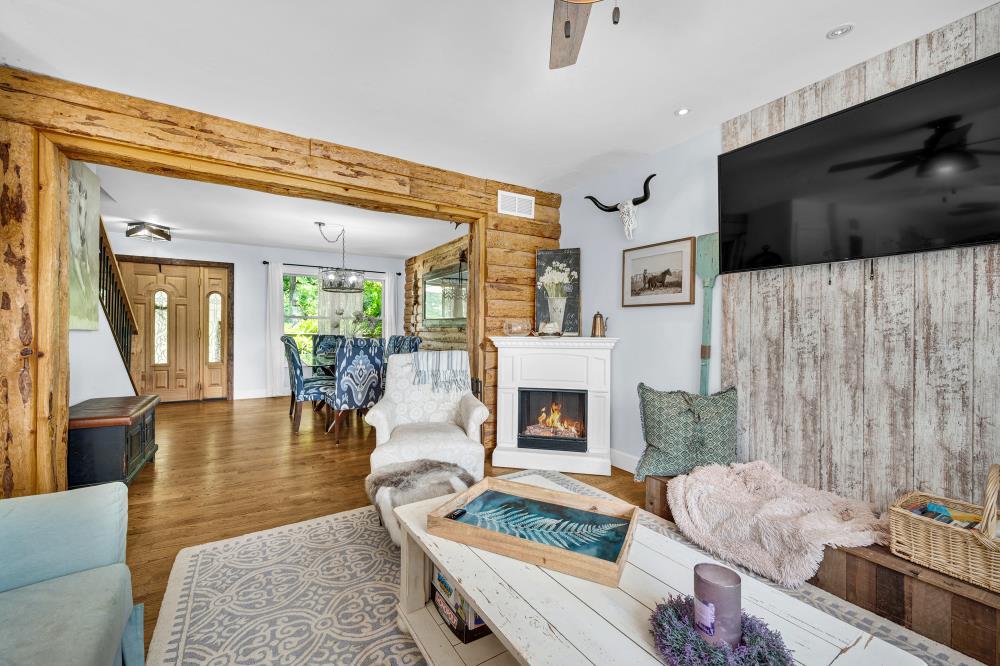 6 BARBADOS Court, Putnam, IL 61560