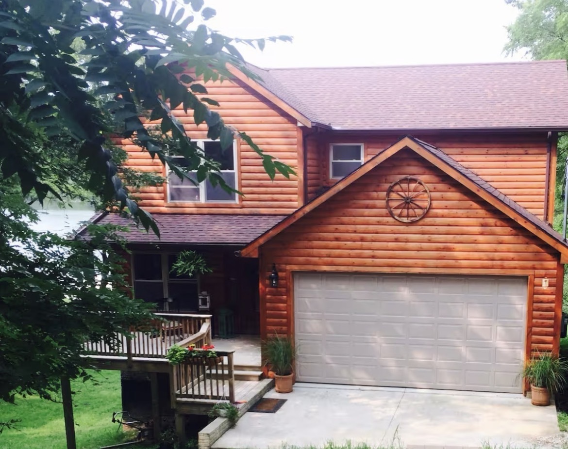 6 BARBADOS Court, Putnam, IL 61560