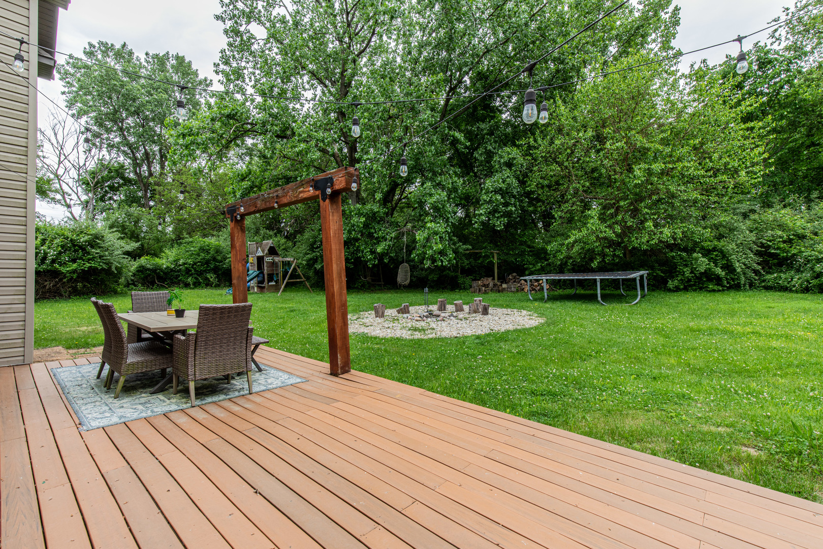8 Birch Drive, Putnam, IL 61560