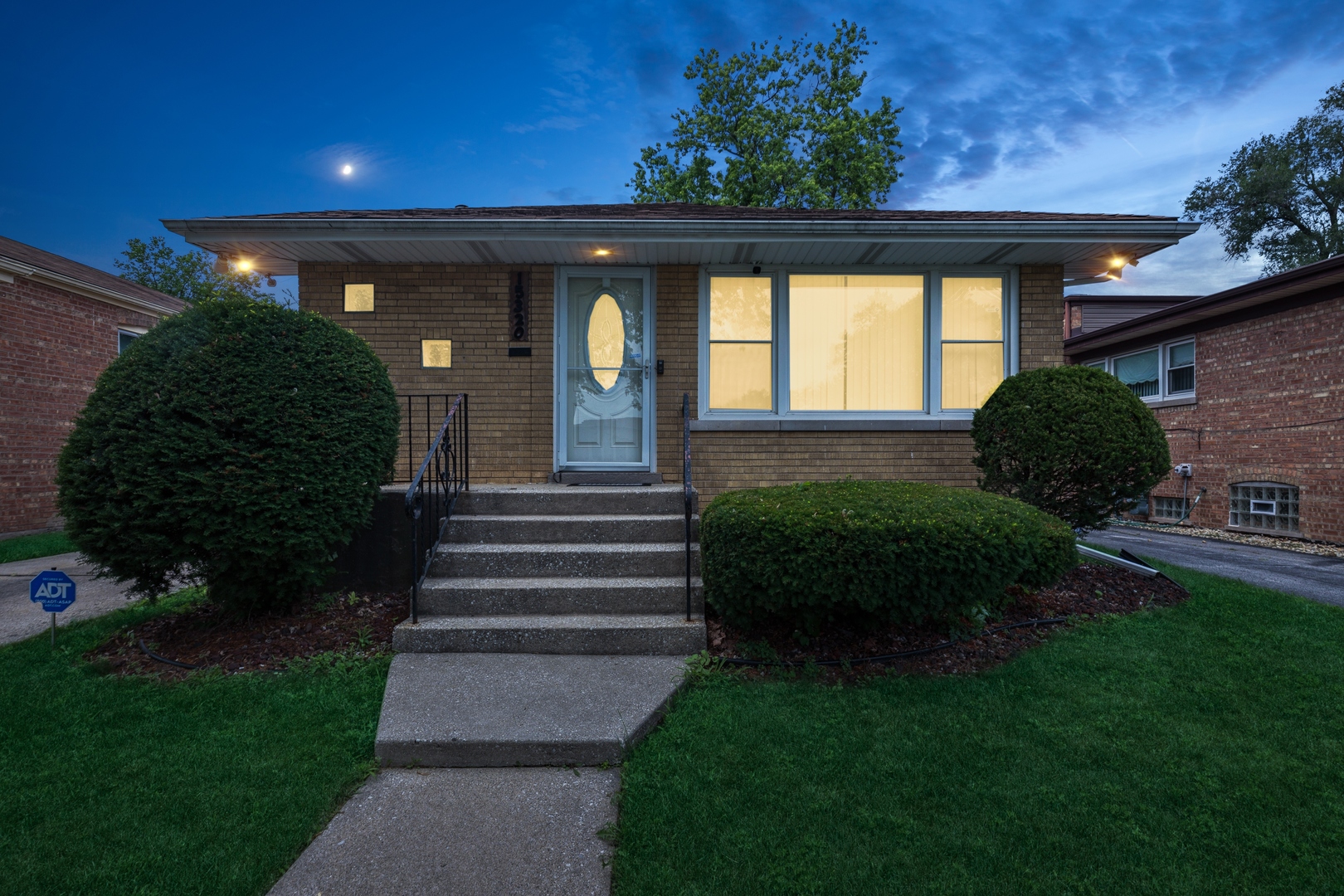 15320 Evers Street, Dolton, IL 60419