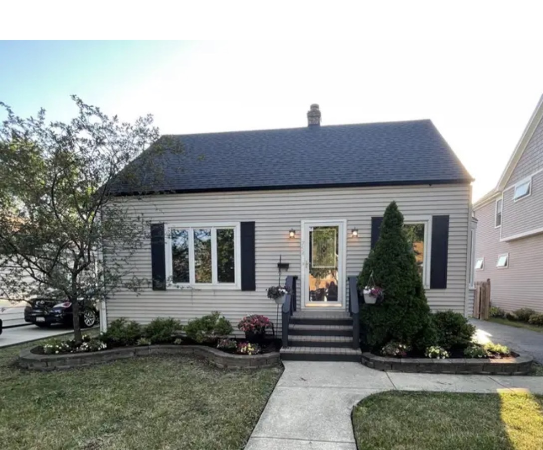754 S Spring Road, Elmhurst, IL 60126