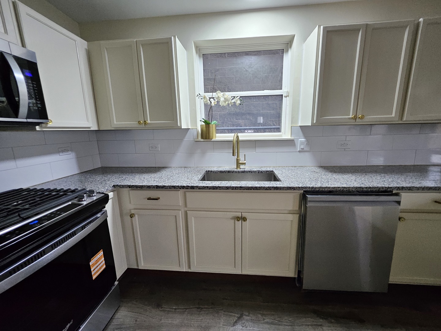 304 N Parkside Avenue, Chicago, IL 60644