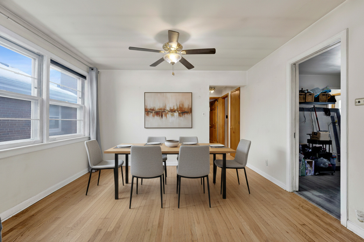 5265 W Devon Avenue, Chicago, IL 60646