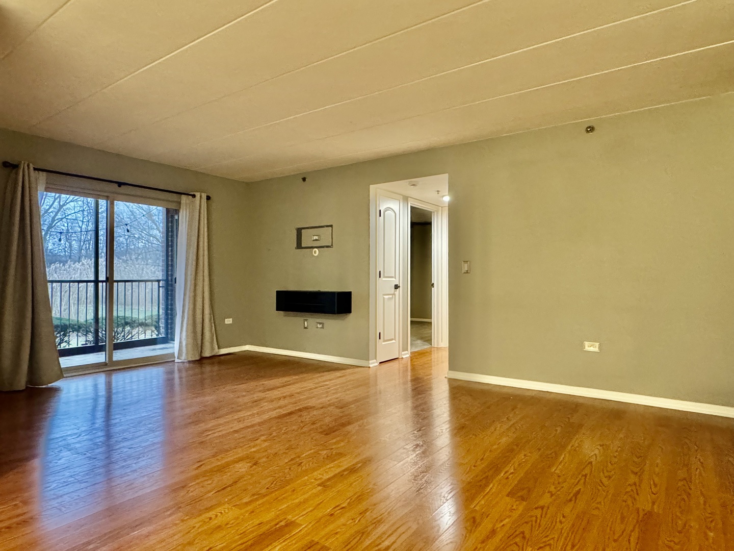 6950 Heritage Circle #1A, Orland Park, IL 60462