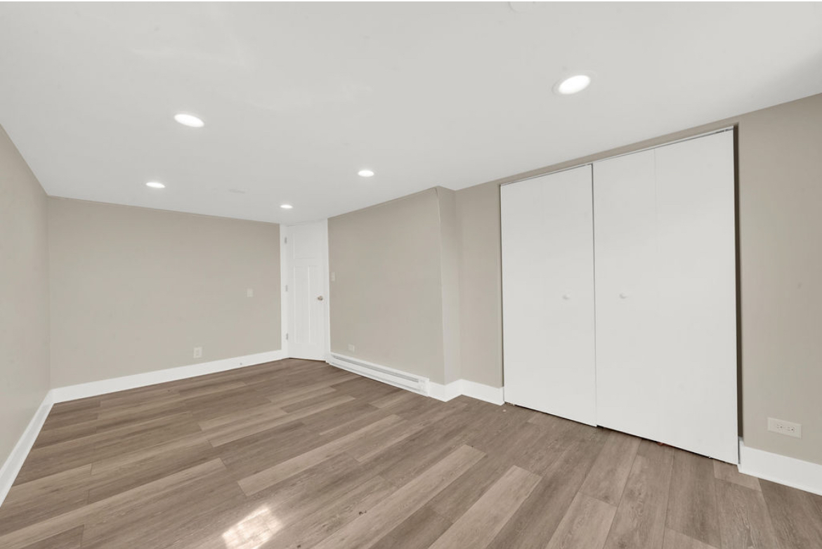 12565 Irving Avenue, Blue Island, IL 60406