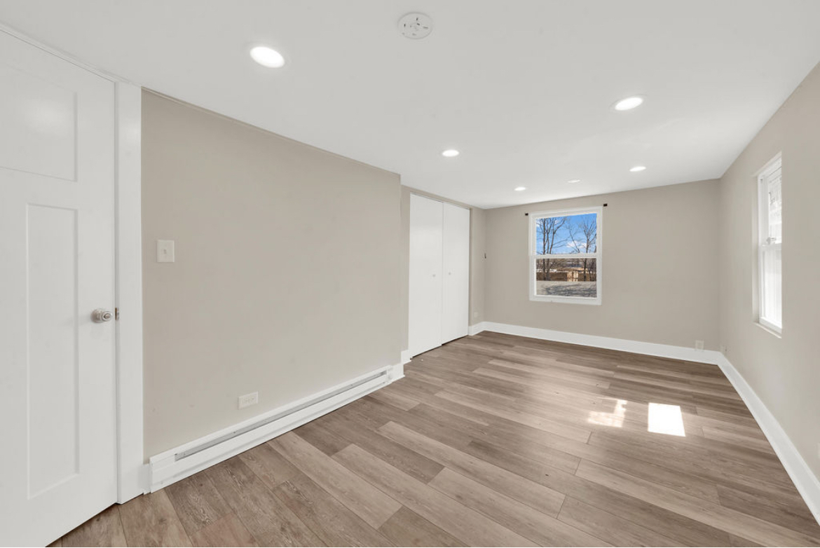 12565 Irving Avenue, Blue Island, IL 60406