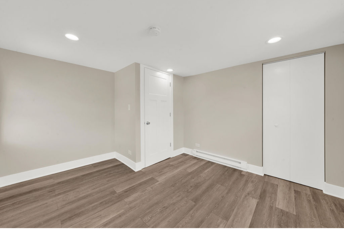 12565 Irving Avenue, Blue Island, IL 60406