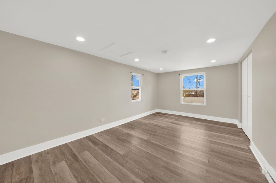 12565 Irving Avenue, Blue Island, IL 60406