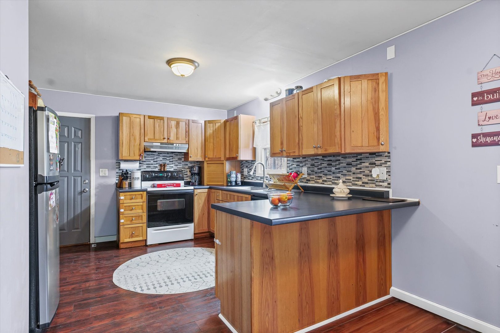 108 W Maple Street, Roberts, IL 60962