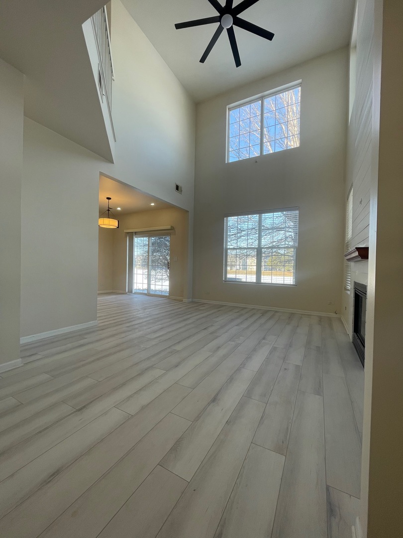 Naperville, IL 60563