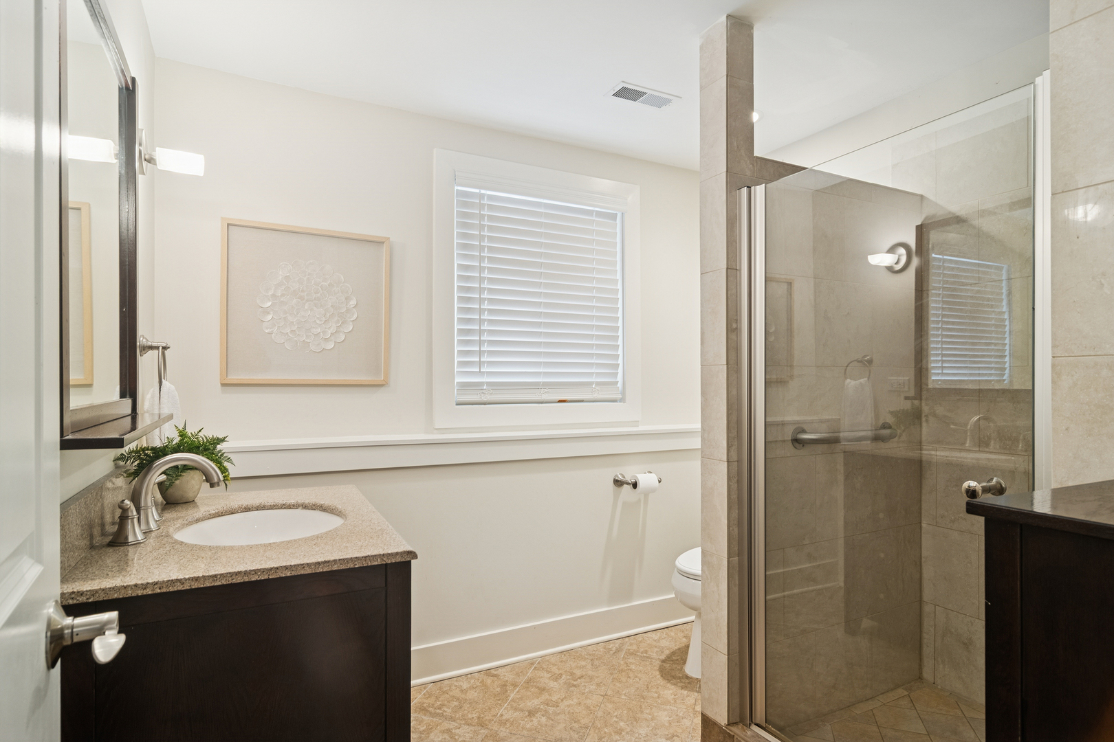 721 Meadow Lane, Libertyville, IL 60048