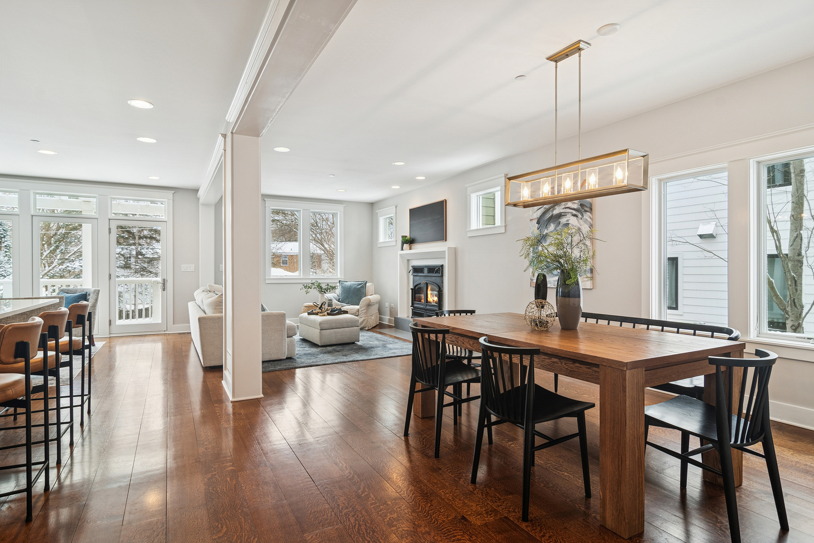 721 Meadow Lane, Libertyville, IL 60048