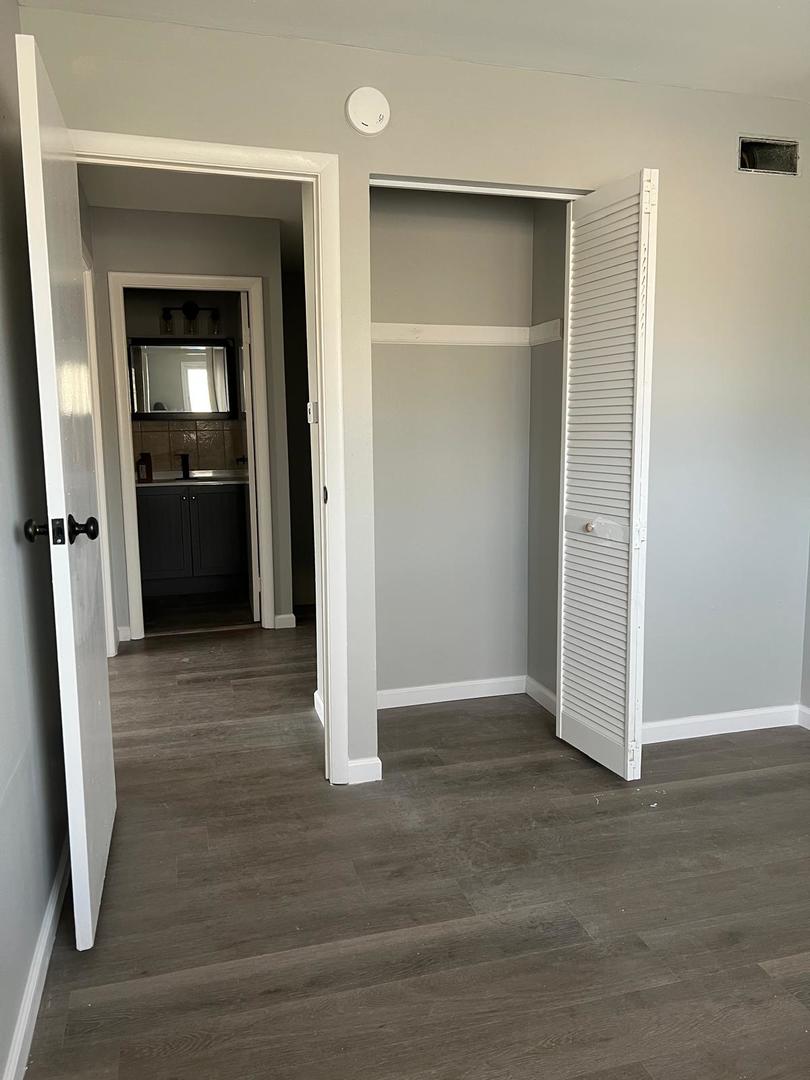 5546 Carmel Drive #5546, Hanover Park, IL 60133