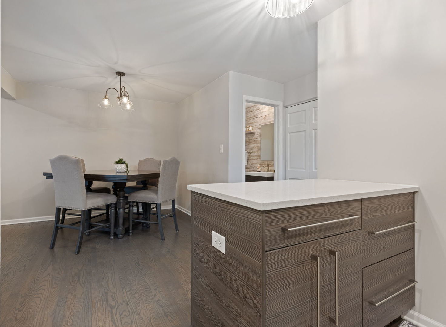 39 Sorrento Drive, Palos Heights, IL 60463