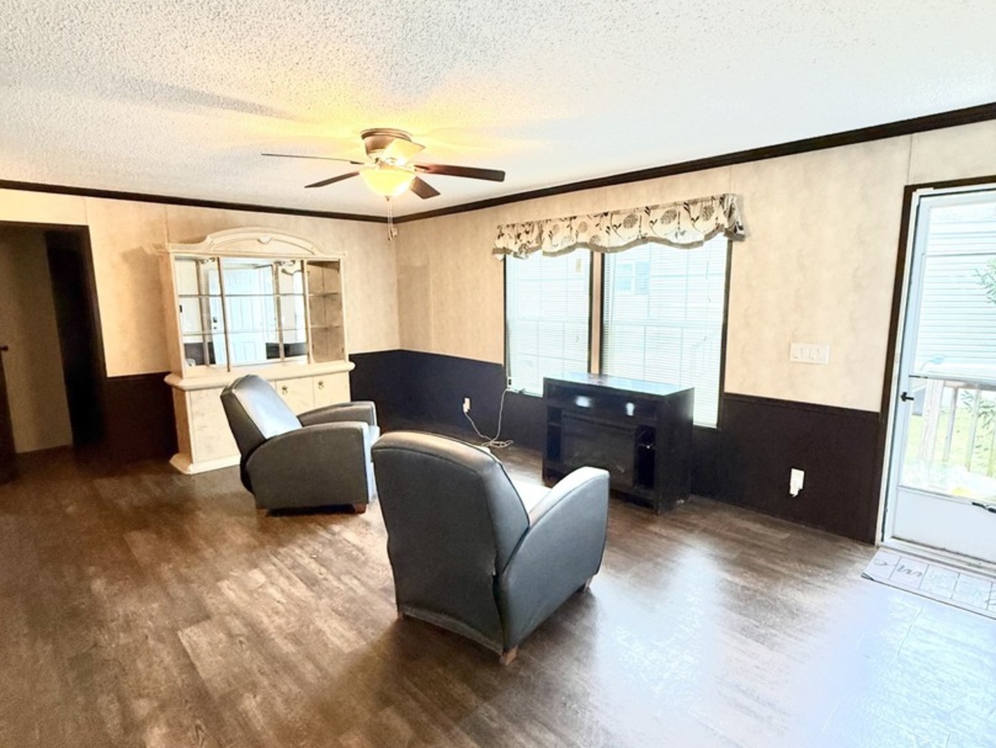 249 Todd Terrace, Lynwood, IL 60411