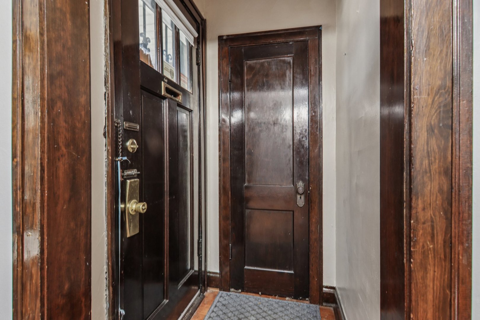 1615 S 20th Avenue, Maywood, IL 60153