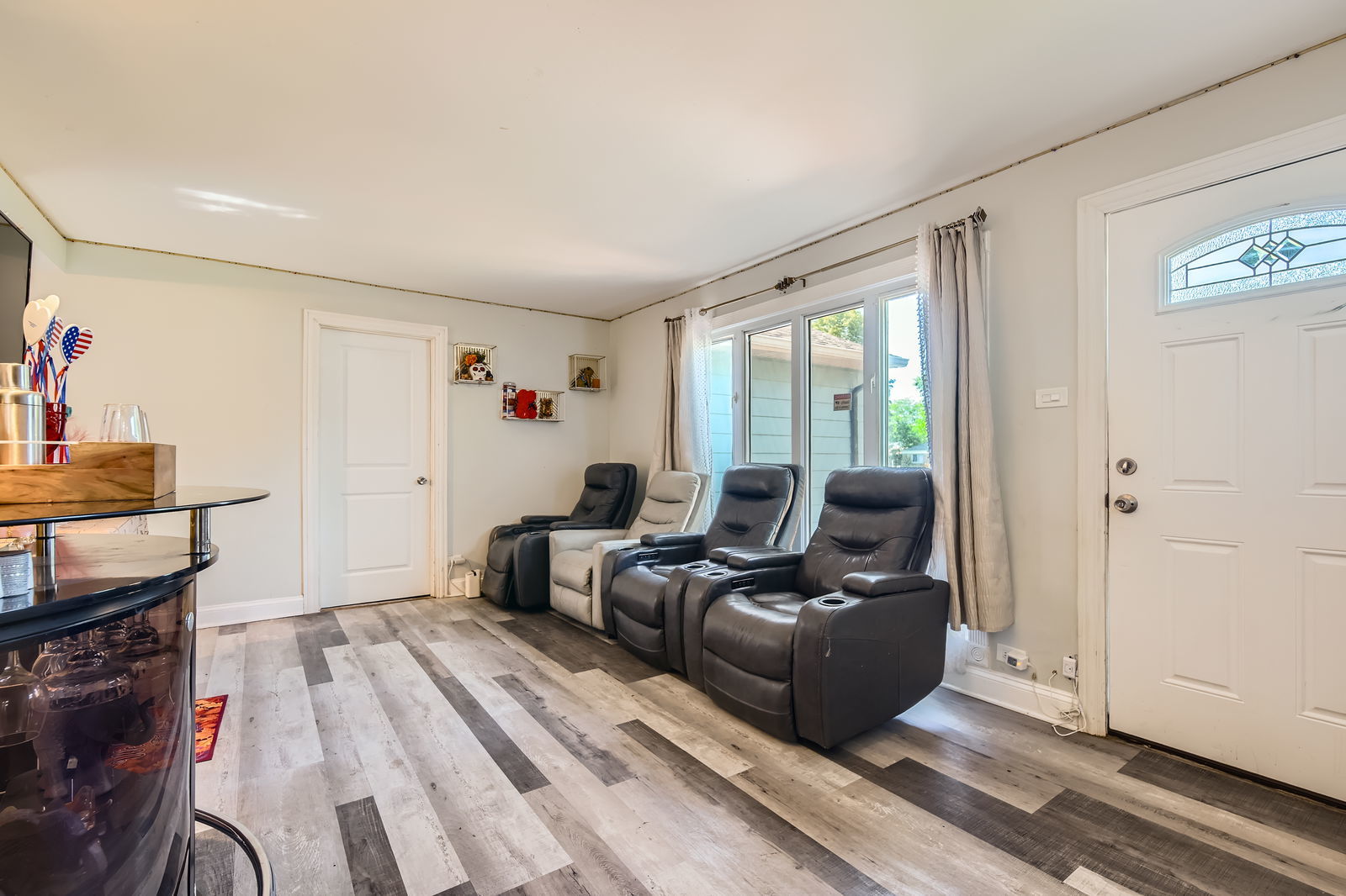 131 Sauk Trail, Park Forest, IL 60466