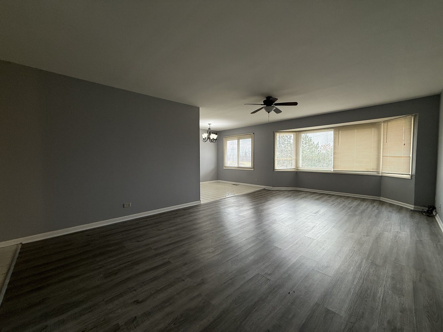 3108 Roberts Drive #6, Woodridge, IL 60517